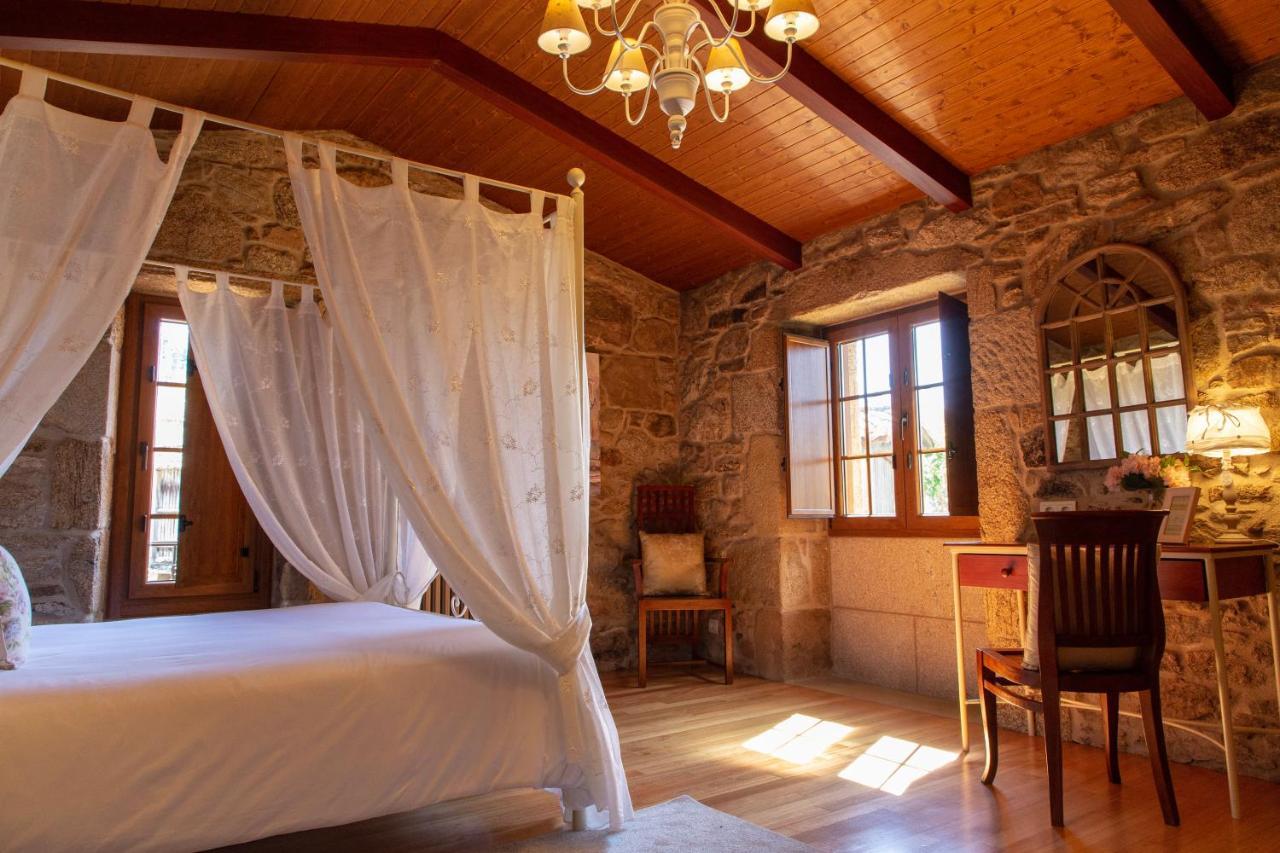 Casa Rural As Bentinas Milladoiro Exterior photo