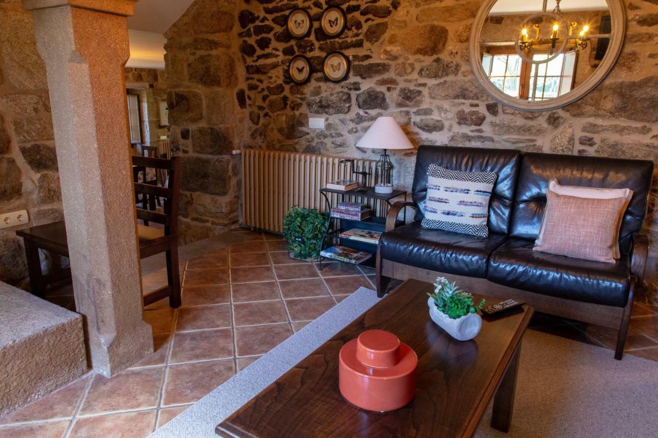 Casa Rural As Bentinas Milladoiro Exterior photo