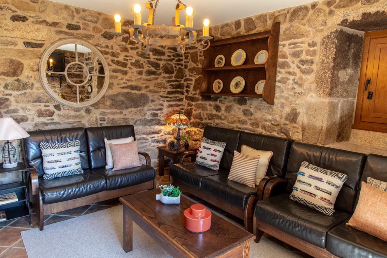 Casa Rural As Bentinas Milladoiro Exterior photo