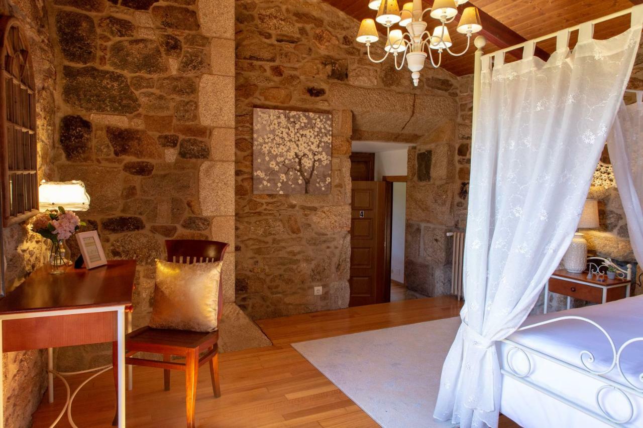 Casa Rural As Bentinas Milladoiro Exterior photo